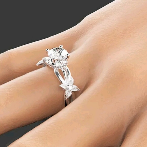 925 silver round cut white sapphire ring New - Picture 3 of 3